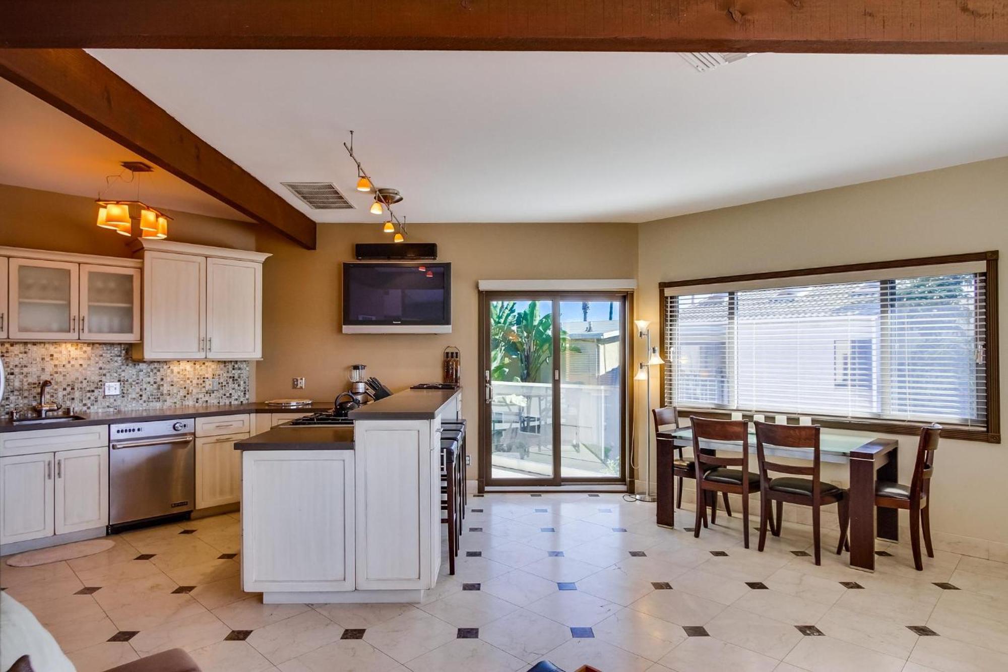 B5168 On The Bay - 1 Bedroom Apartment